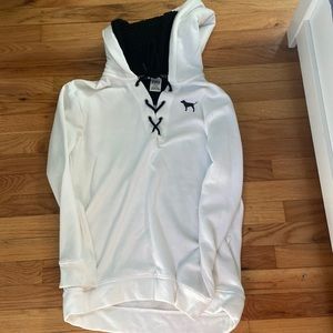 Pink sweatshirt in great condition